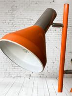 Vintage Space Age Vloerlamp Oranje, Huis en Inrichting, Lampen | Vloerlampen, Ophalen, Gebruikt, Spaceage vintage 70,s, 100 tot 150 cm