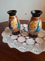 Twee eskaf vaasjes  steenwijker aardewerk., Antiek en Kunst, Ophalen of Verzenden