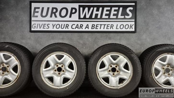 17 inch Winterbanden Mazda CX5 CX7 225 65 17, Auto-onderdelen, Banden en Velgen, Banden en Velgen, Winterbanden, 17 inch, 225 mm