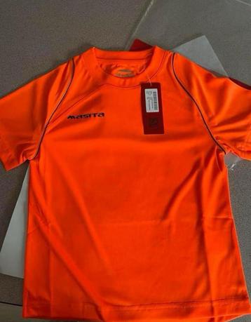 Masita oranje shirt maat 128