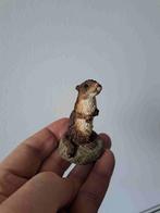 Rechtop staande otter van kunsthars D4 x H7.5 cm, Verzamelen, Dierenverzamelingen, Ophalen of Verzenden, Zo goed als nieuw, Wild dier