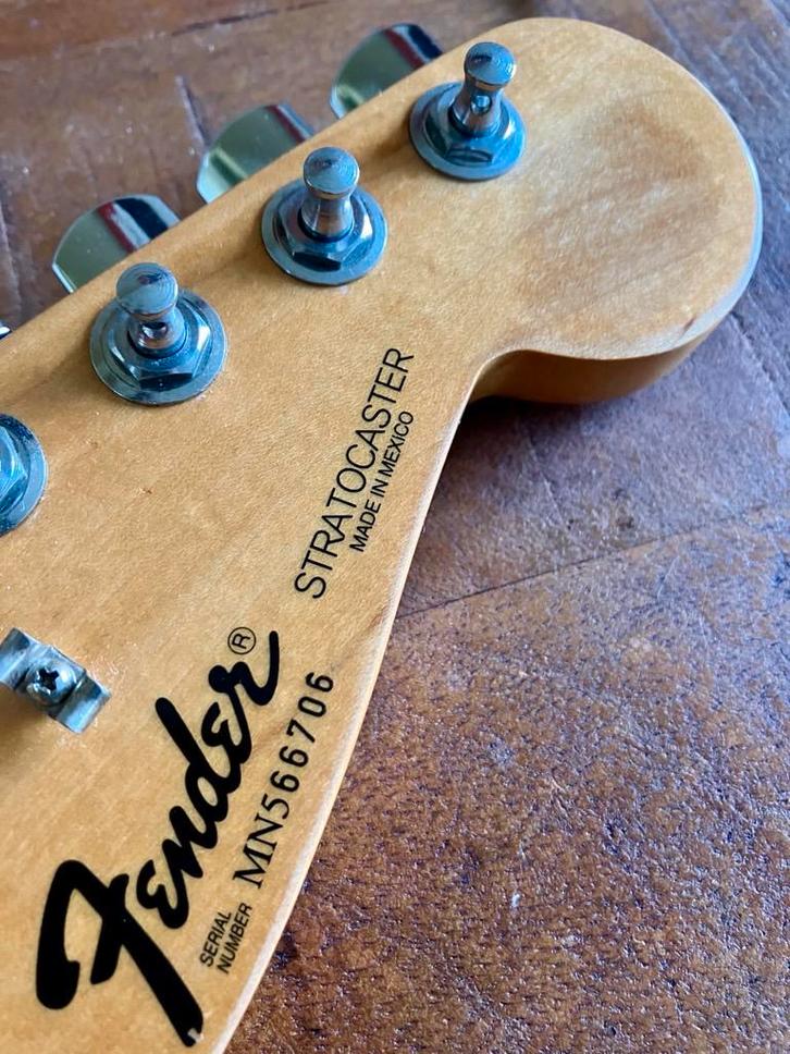Fender Squier Series nek MIM 1995 met tuner upgrade*, Muziek en Instrumenten, Snaarinstrumenten | Gitaren | Elektrisch, Zo goed als nieuw