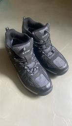 Hi tec wandel/ outdoor schoenen, Ophalen of Verzenden, Zo goed als nieuw, Schoenen