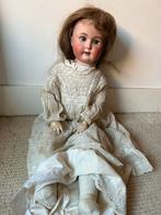 Antieke porseleinen pop met jurk, Antiek en Kunst, Antiek | Speelgoed, Ophalen of Verzenden