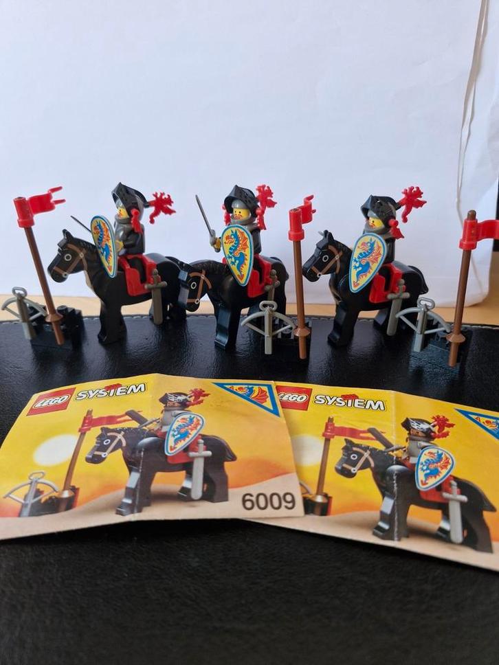 Lego met boekjes, catalogus, poster en promotiemateriaal, Kinderen en Baby's, Speelgoed | Duplo en Lego, Zo goed als nieuw, Ophalen of Verzenden