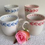 💙4 Mooie ALBERT HEIJN Mokken/ Bekers, rood/blauw Bloemetjes, Huis en Inrichting, Ophalen of Verzenden, Zo goed als nieuw, Overige stijlen