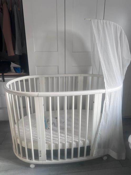 Stokke Sleepi Ledikant V2, Kinderen en Baby's, Babywiegjes en Ledikanten, Zo goed als nieuw, Ledikant, Ophalen