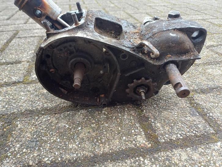 Sachs opknap blok staat al tientallen jaren stil, Fietsen en Brommers, Brommeronderdelen | Oldtimers, Gebruikt, Overige merken