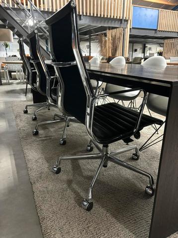 2st Vitra E119 bureaustoelen verstel & neigbaar nero leder beschikbaar voor biedingen