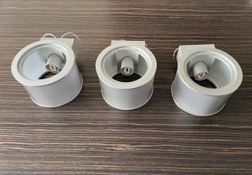3 wandspots van DELTALIGHT. Aluminium met raster. beschikbaar voor biedingen