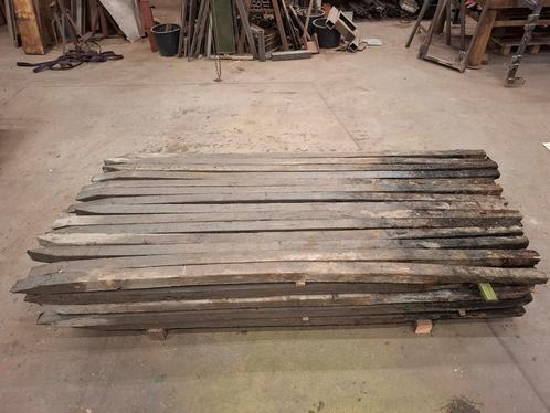 400 stuks hardhouten paal 7x7cm 230cm, Tuin en Terras, Palen, Balken en Planken, Gebruikt, Palen, 250 cm of meer, Ophalen