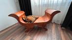Fraai bewerkt Indisch bankje., Antiek en Kunst, Antiek | Meubels | Stoelen en Banken, Ophalen