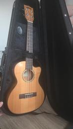 Kala KA-FMTGE C Solid Spruce Top Tenor Ukulele met tas, Ophalen, Zo goed als nieuw, Overige typen