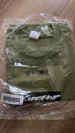 Supreme Futura Box logo shirt Moss Large, Kleding | Heren, T-shirts, Ophalen, Nieuw, Maat 52/54 (L)