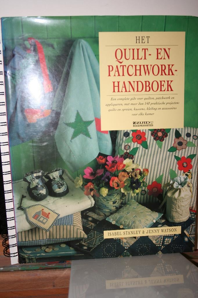 I. Stanley - Het quilt- en patchworkhandboek, I. Stanley; J. Watson, Ophalen of Verzenden, Zo goed als nieuw, Borduren en Naaien