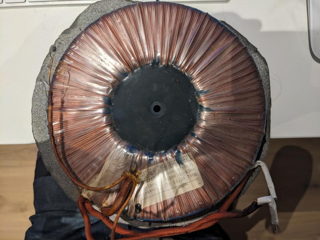 300VA Ringkern Transformator - 220V/27V, Hobby en Vrije tijd, Elektronica-componenten, Ophalen of Verzenden