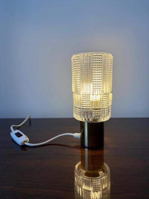 Glazen vintage tafellamp – retro design, Huis en Inrichting, Lampen | Tafellampen, Gebruikt, Minder dan 50 cm, Glas, Metaal, Ophalen