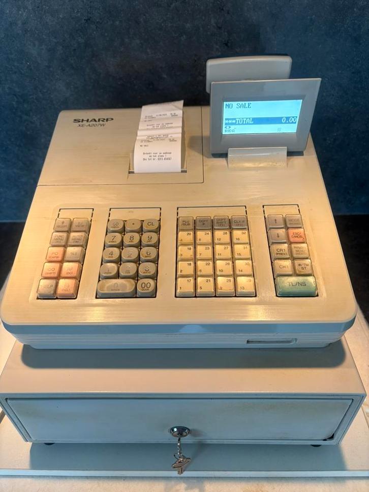 Sharp XE-207W kassasysteem kassa met 175 kassarollen, Verzamelen, Elektronische Apparatuur, Overige typen, Ophalen