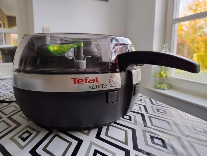 Tefal Actifry airfryer O01 in zeer mooie staat zgan, Witgoed en Apparatuur, Airfryers, Zo goed als nieuw, Airfryer, Ophalen of Verzenden
