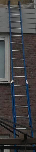 Degelijke weinig gebruikte ladder, Doe-het-zelf en Verbouw, Ladders en Trappen, Ophalen, Zo goed als nieuw, 4 meter of meer