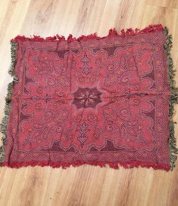vintage worteldoek - kapstokdoek beschikbaar voor biedingen