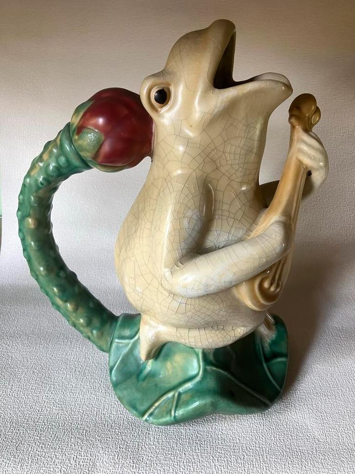 Art Deco Kikker Waterkan met Gitaar - Frans Aardewerk, Antiek en Kunst, Antiek | Keramiek en Aardewerk, Ophalen of Verzenden