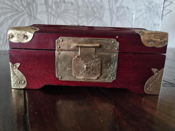 Oud Chinees Rozenhouten Sieradenkistje - Jade -, Antiek en Kunst, Kunst | Niet-Westerse kunst, Ophalen of Verzenden