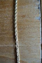 mooie goudkleurige gevlochten hals ketting - nr 8, Ophalen of Verzenden, Zo goed als nieuw, Goud, Overige materialen