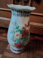 Chinese porseleinen vaas gesigneerd, Antiek en Kunst, Antiek | Vazen, Ophalen of Verzenden