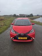 Toyota Aygo 1.0 12V Vvt-i 5DRS MMT 2016 Rood, Stof, Zwart, 4 stoelen, Origineel Nederlands