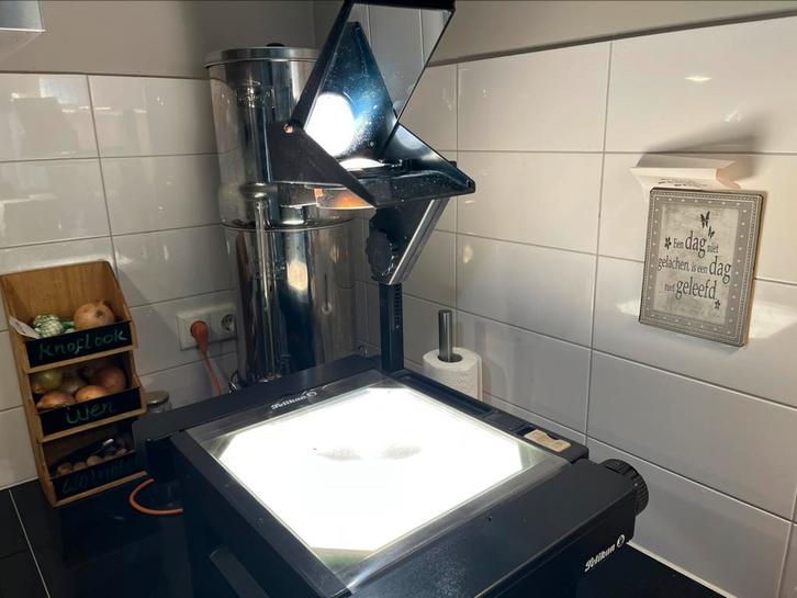 Overhead projector van Pelikan (werkend te zien), Hobby en Vrije tijd, Elektronica-componenten, Gebruikt, Ophalen of Verzenden