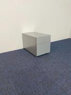 2 x Ladeblok Gispen, aluminium, H 49 x B 42 x D 78 cm.