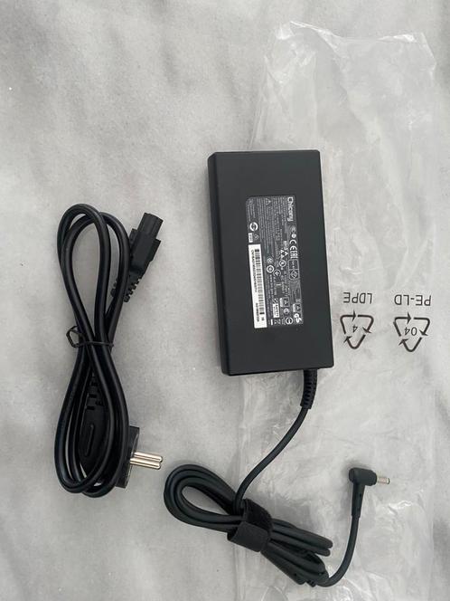 Gloednieuw! Chicony 180W Laptop Adapter, Computers en Software, Laptop-opladers, Nieuw, Ophalen of Verzenden