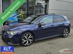 Volkswagen Golf 1.5 eTSI R-Line Panorama/IQ Light/Keyless/, Auto's, 1498 cc, 4 cilinders, 150 pk, Blauw
