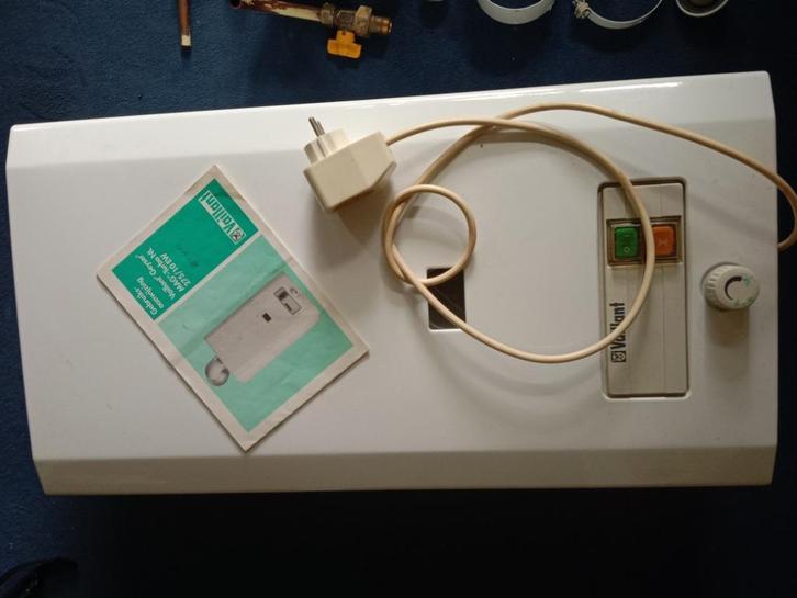 Vaillant (Bad) geiser, Mag-Turbo NL 275/10EW, Doe-het-zelf en Verbouw, Geisers en Boilers, Gebruikt, Geiser, Aardgas, Minder dan 20 liter