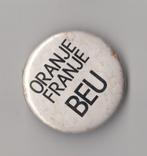 Protest button tegen Princevlag NSB Nazi's, Verzamelen, Speldjes, Pins en Buttons, Gebruikt, Niet vindbaar, Niet vindbaar, Speldje of Pin