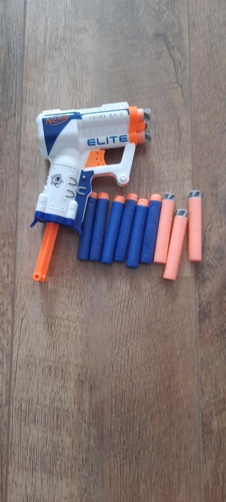 Nerf Elite Triad, Kinderen en Baby's, Speelgoed | Buiten | Actiespeelgoed, Zo goed als nieuw, Ophalen of Verzenden