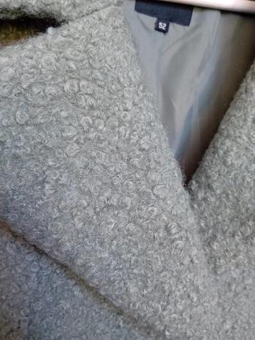 Nieuwe boucle winter jas maat 52  beschikbaar voor biedingen