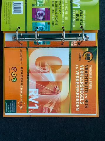 Code 95 Theorieboeken Bus & Vrachtwagen - ZGAN! beschikbaar voor biedingen