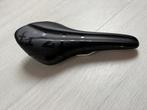 Fizik Arione V5 zadel, Ophalen of Verzenden, Carbon, Meer dan 20 versnellingen, Overige merken