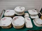 servies wawel rose roos 35 delig, Huis en Inrichting, Keuken | Servies, Ophalen of Verzenden, 'T Olde Gre-j, Info@toldegrej.nl