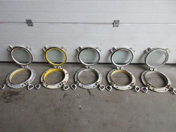 5x patrijspoort 37,5 cm van aluminium beschikbaar voor biedingen