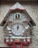 Kitscherig zilveren Molly 'n Me Koekoeksklok, Ophalen, Gebruikt, Wandklok