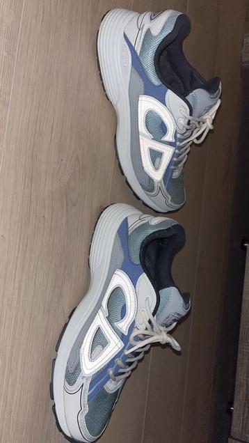 Dior B30 sneaker beschikbaar voor biedingen