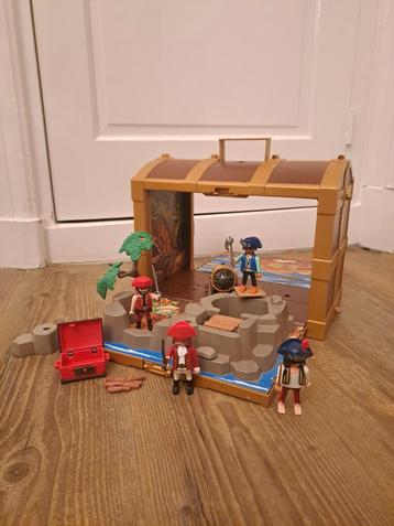 Playmobil piraten schatkist met inhoud beschikbaar voor biedingen