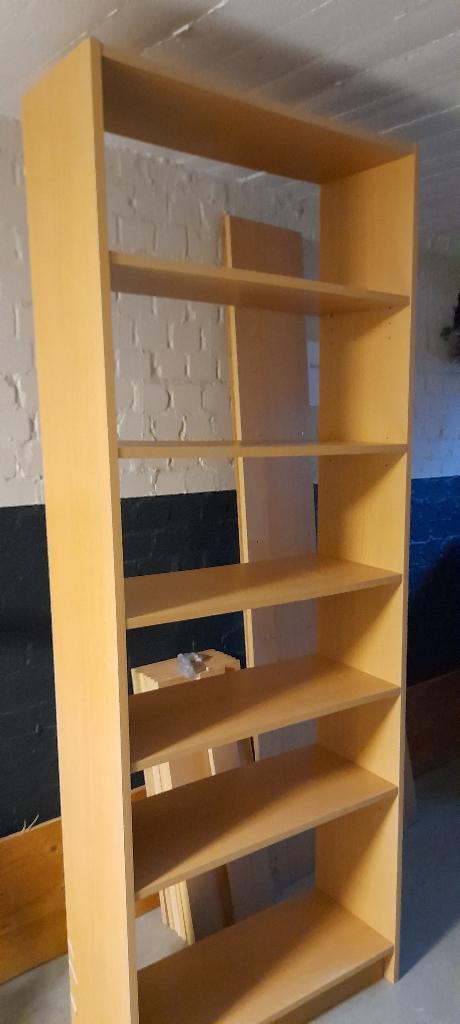 Gratis 2 Billy boekenkast van IKEA, Huis en Inrichting, Kasten | Boekenkasten, Gebruikt, 50 tot 100 cm, 200 cm of meer, 25 tot 50 cm