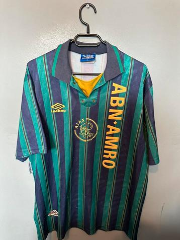 Origineel Ajax voetbal shirt uit 1993/94 beschikbaar voor biedingen