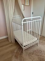 Baby ledikant Kidsmill Tinn wit, Kinderen en Baby's, Babywiegjes en Ledikanten, Ophalen, Zo goed als nieuw, Ledikant