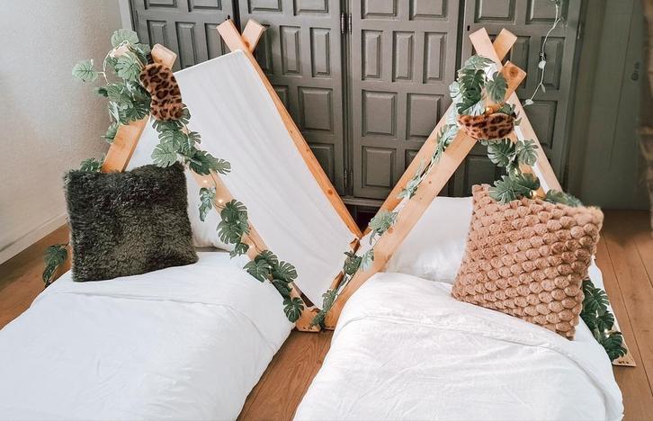 Tipi tentjes voor een onvergetelijk slaapfeestje (huur), Hobby en Vrije tijd, Feestartikelen | Verhuur, Verjaardag, Ophalen