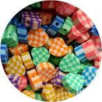 Polymeerkralen hartjes geblokt patroon hart heart clay beads, Verzenden, Nieuw, Kraal